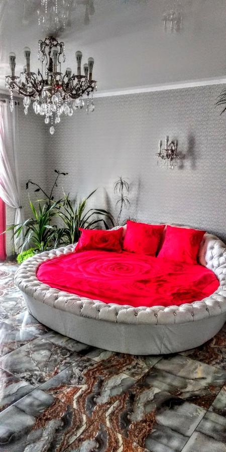 Soborna Square Apartment Одесса Экстерьер фото